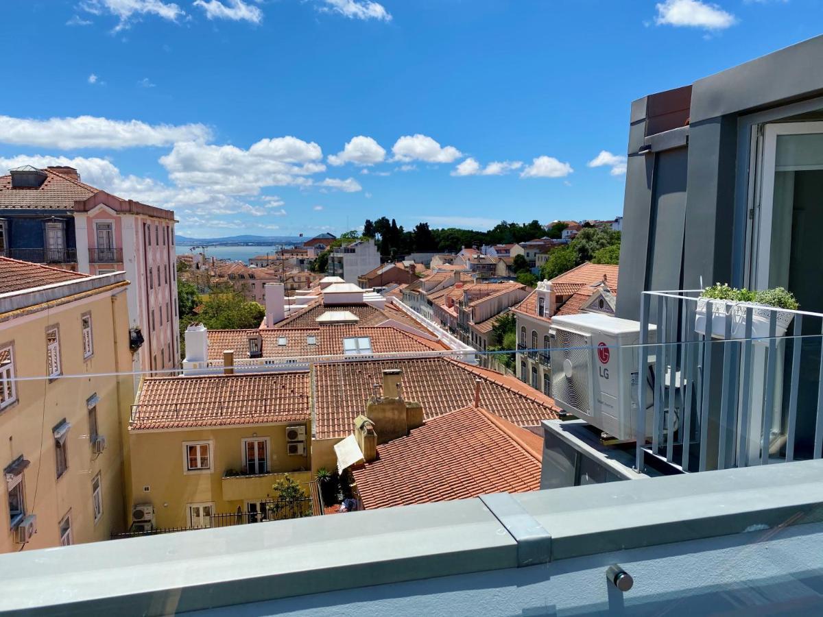 Unique By Myplaceforyou, In The Center Of With Views Over The And The Tagus River Apartamento *