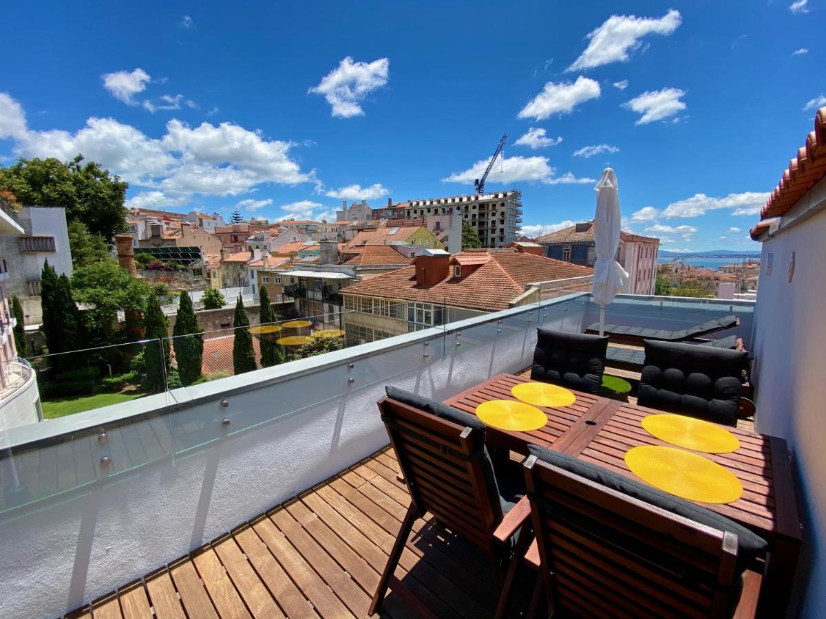 Unique By Myplaceforyou, In The Center Of With Views Over The And The Tagus River Lisboa