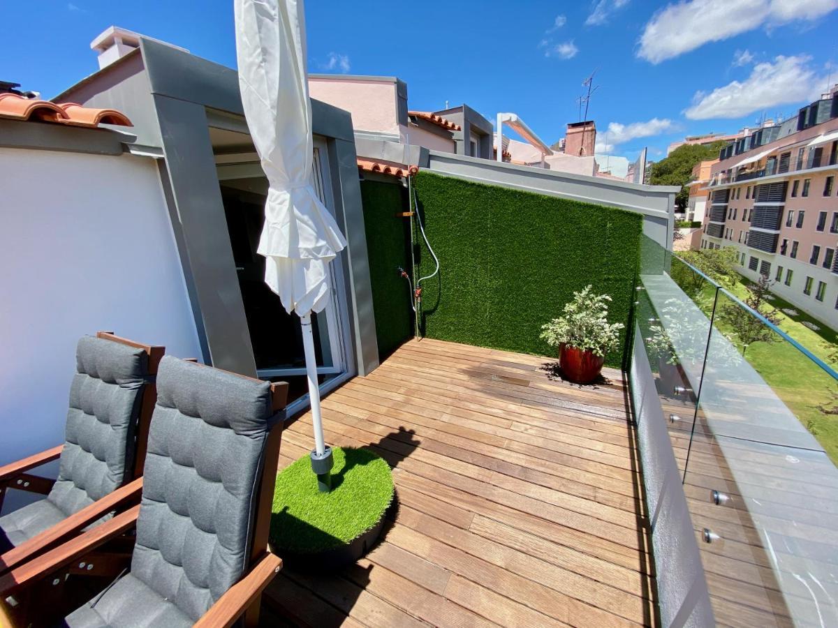 Unique By Myplaceforyou, In The Center Of With Views Over The And The Tagus River Apartamento *