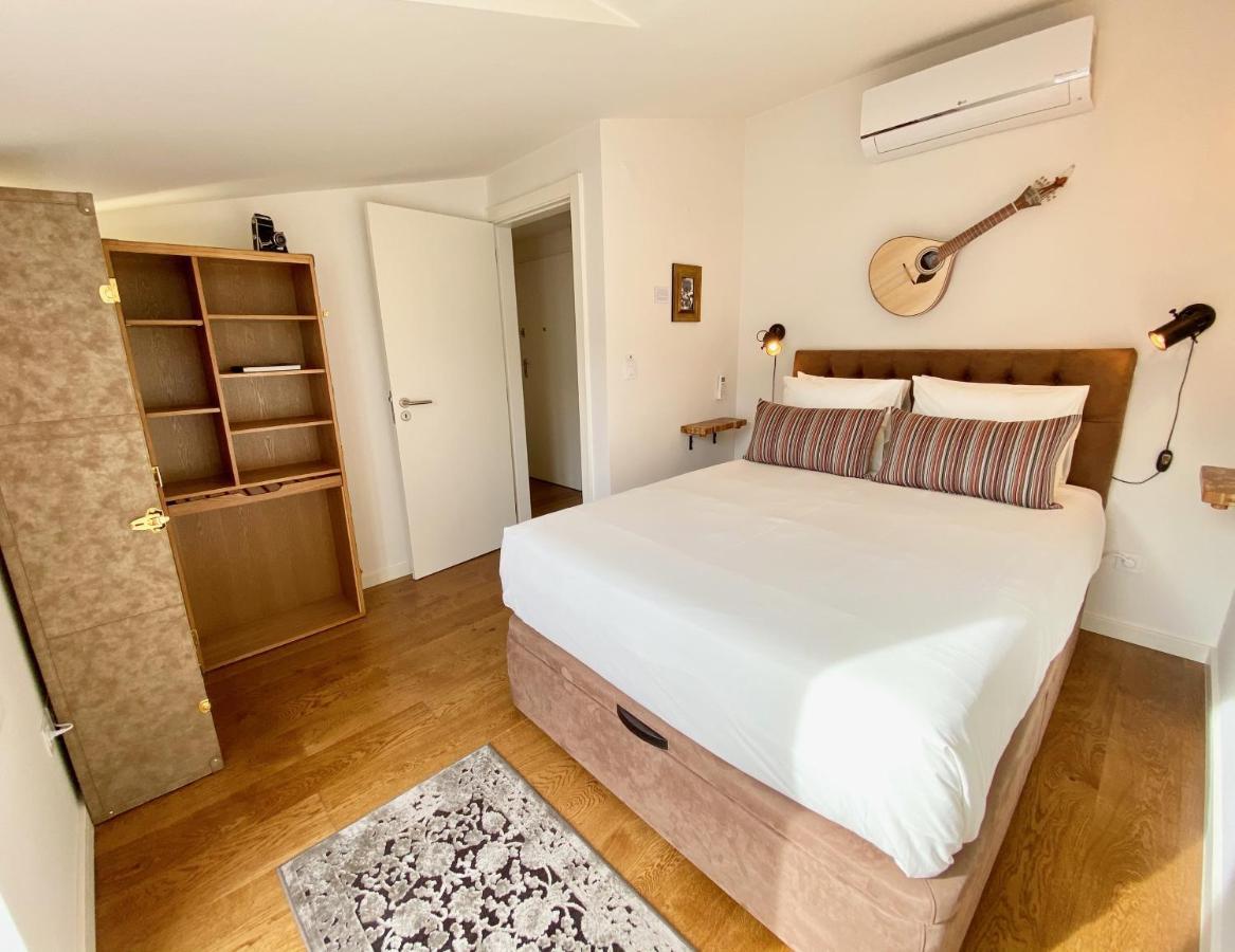 Unique By Myplaceforyou, In The Center Of With Views Over The And The Tagus River