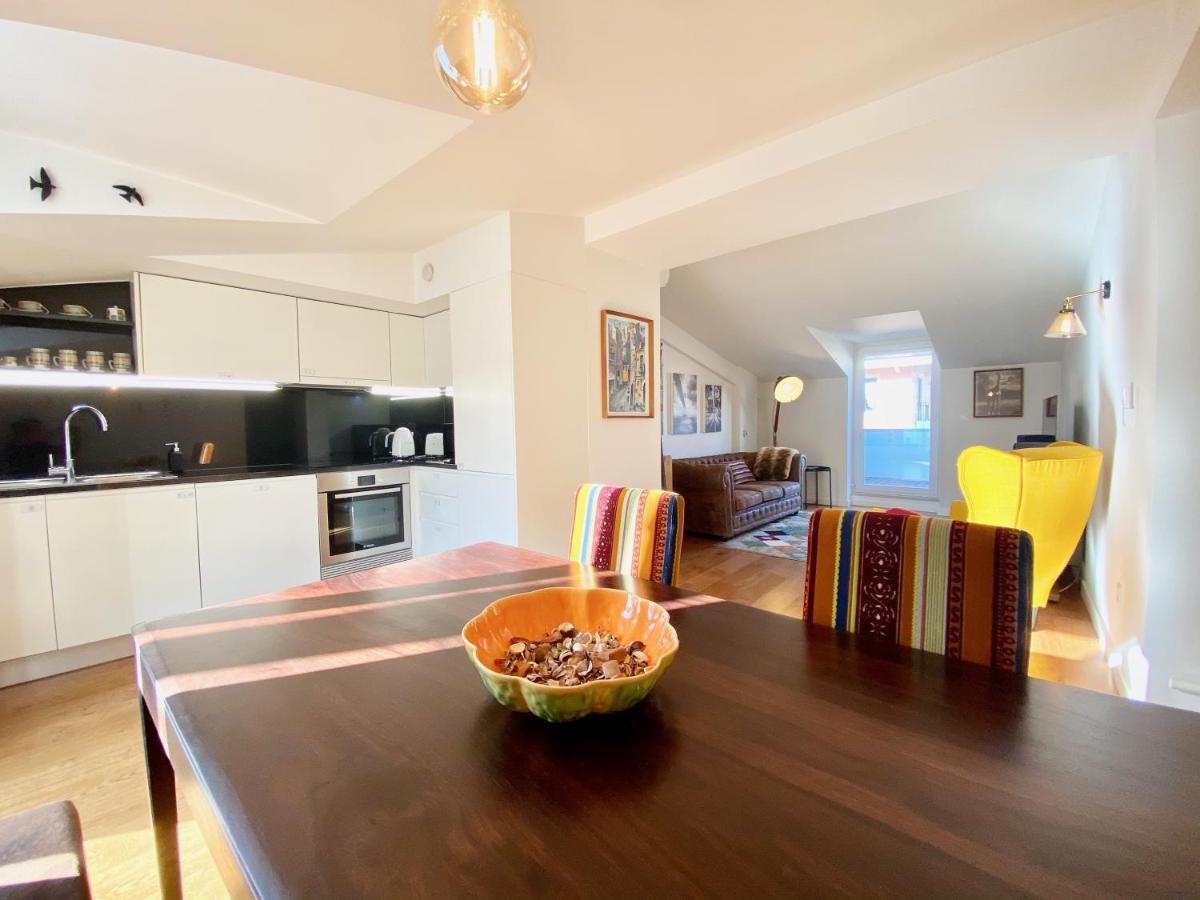 Apartamento Unique By Myplaceforyou, In The Center Of With Views Over The And The Tagus River