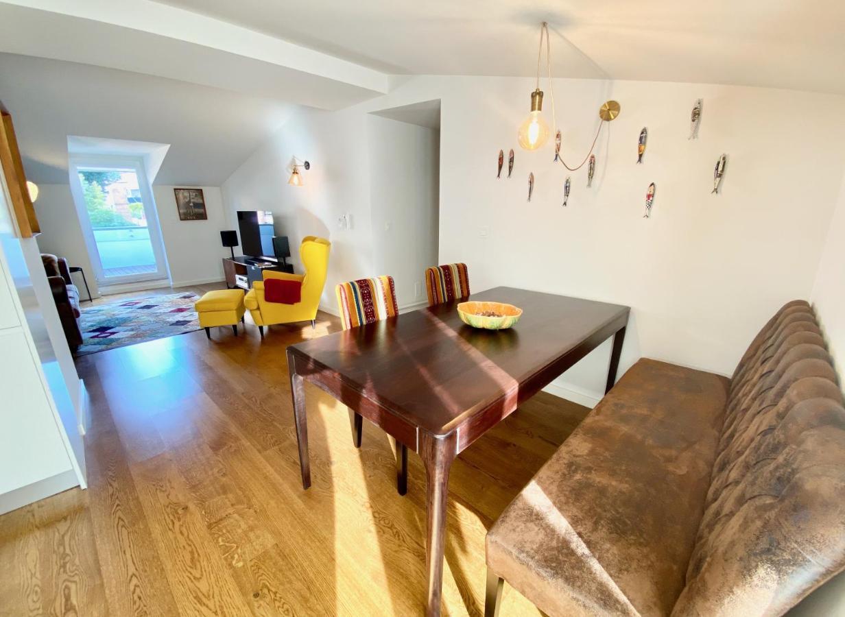 Unique By Myplaceforyou, In The Center Of With Views Over The And The Tagus River Apartamento *